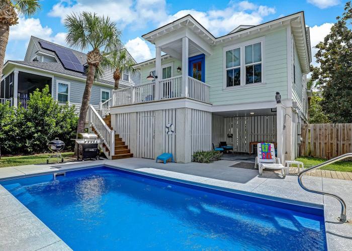 A Tybee Island vacation home with private pool